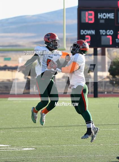 Thumbnail 1 in Mojave @ Fernley (NIAA 3A Semifinal) photogallery.