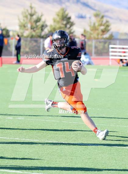 Thumbnail 3 in Mojave @ Fernley (NIAA 3A Semifinal) photogallery.