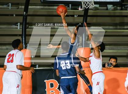 Thumbnail 3 in Hollywood vs Loyola (77th Annual Beverly Hills Tournament) photogallery.