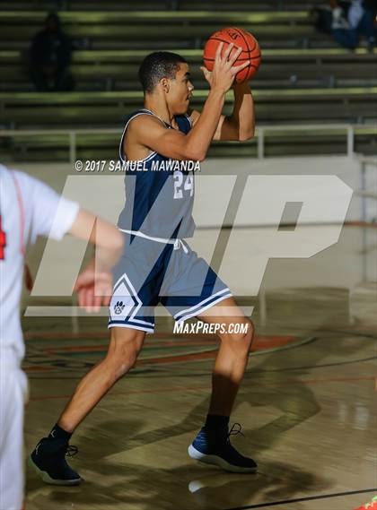 Thumbnail 3 in Hollywood vs Loyola (77th Annual Beverly Hills Tournament) photogallery.