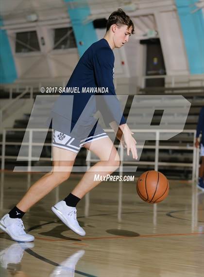 Thumbnail 2 in Hollywood vs Loyola (77th Annual Beverly Hills Tournament) photogallery.