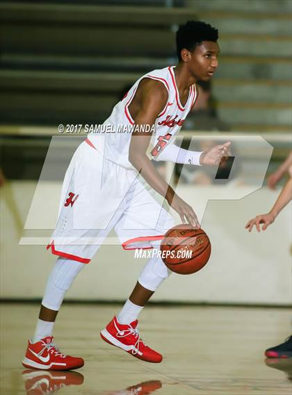 Thumbnail 1 in Hollywood vs Loyola (77th Annual Beverly Hills Tournament) photogallery.