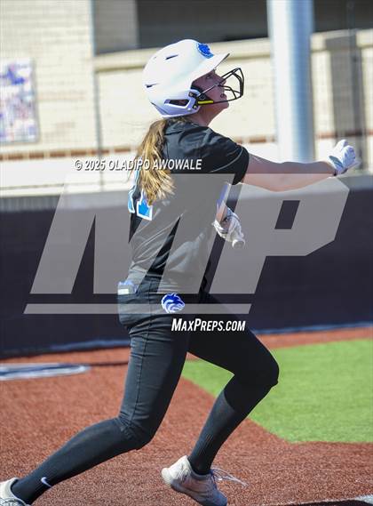 Thumbnail 3 in Rains vs. Plano West photogallery.