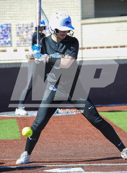 Thumbnail 1 in Rains vs. Plano West photogallery.
