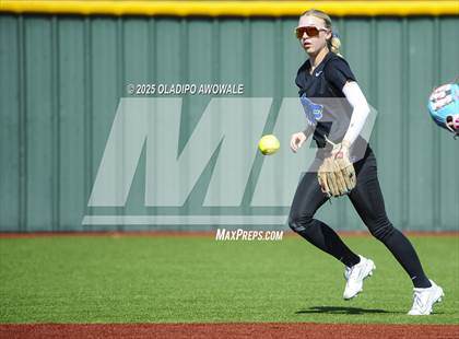 Thumbnail 1 in Rains vs. Plano West photogallery.