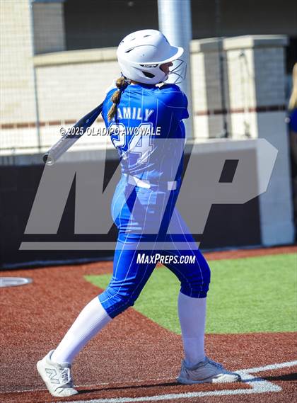 Thumbnail 2 in Rains vs. Plano West photogallery.