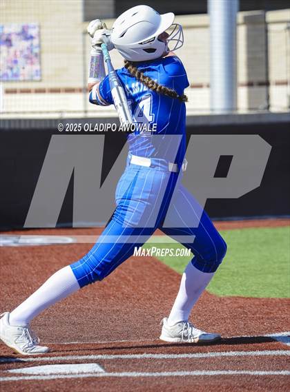 Thumbnail 1 in Rains vs. Plano West photogallery.