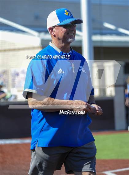 Thumbnail 1 in Rains vs. Plano West photogallery.