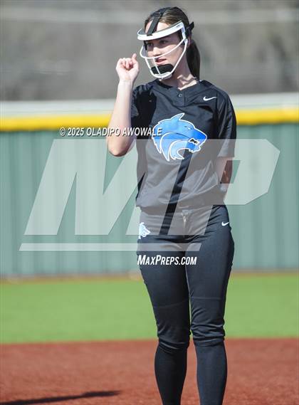 Thumbnail 3 in Rains vs. Plano West photogallery.