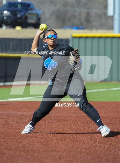 Thumbnail 1 in Rains vs. Plano West photogallery.