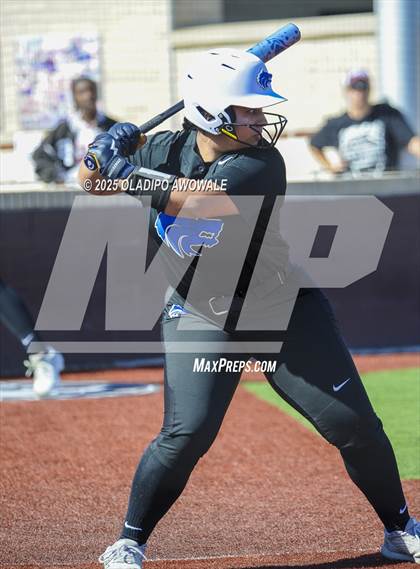 Thumbnail 1 in Rains vs. Plano West photogallery.