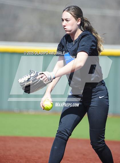 Thumbnail 2 in Rains vs. Plano West photogallery.