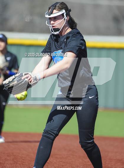 Thumbnail 2 in Rains vs. Plano West photogallery.