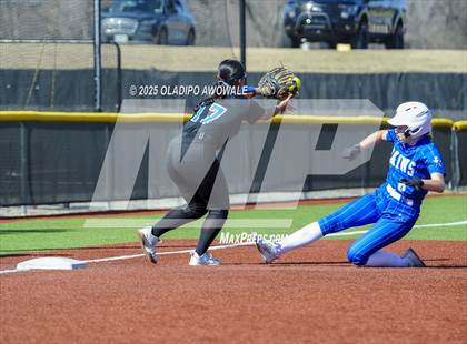 Thumbnail 3 in Rains vs. Plano West photogallery.