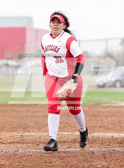Thumbnail 3 in Sharyland vs Pharr-San Juan-Alamo South West (La Joya Tournament) photogallery.