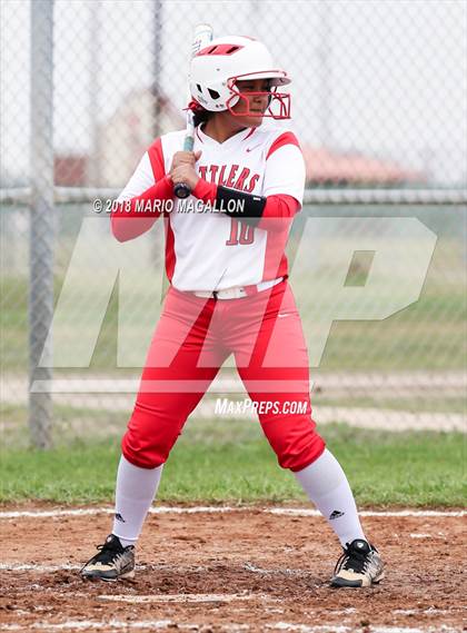 Thumbnail 3 in Sharyland vs Pharr-San Juan-Alamo South West (La Joya Tournament) photogallery.