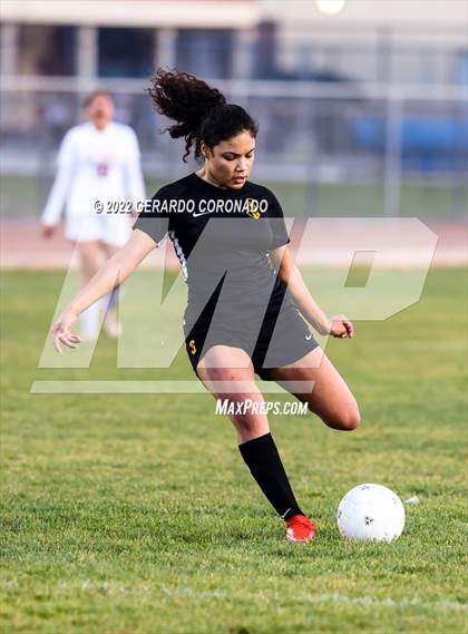 Thumbnail 2 in Los Banos @ Lathrop photogallery.