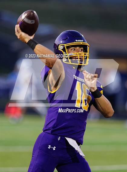 Thumbnail 2 in Creighton Prep @ Bellevue West photogallery.