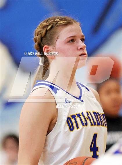 Thumbnail 3 in Otto-Eldred vs. Monessen (PIAA Class A First Round) photogallery.