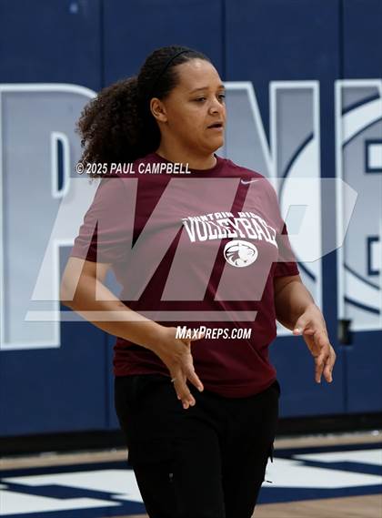 Thumbnail 1 in FR: Mountain Ridge @ Pinnacle photogallery.