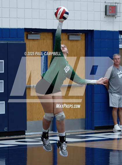 Thumbnail 1 in FR: Mountain Ridge @ Pinnacle photogallery.