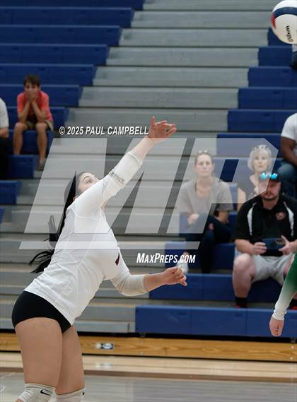 Thumbnail 1 in FR: Mountain Ridge @ Pinnacle photogallery.