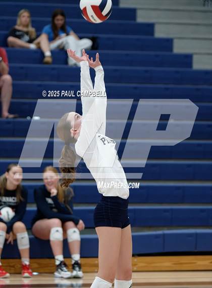 Thumbnail 1 in FR: Mountain Ridge @ Pinnacle photogallery.