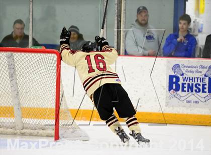 Thumbnail 1 in Amity Regional vs. North Haven (SCC-SWC DII Semifinal) photogallery.
