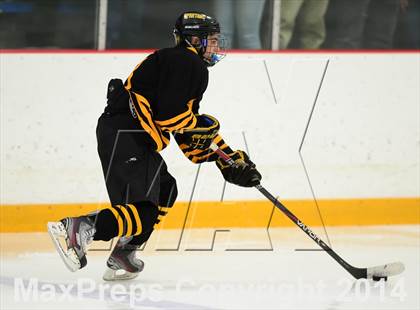 Thumbnail 1 in Amity Regional vs. North Haven (SCC-SWC DII Semifinal) photogallery.