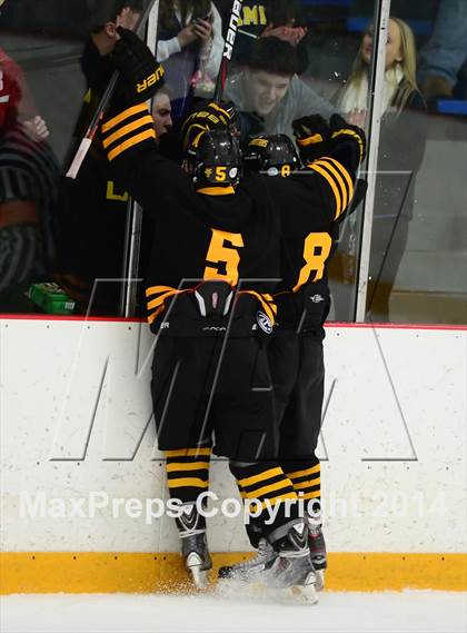 Thumbnail 3 in Amity Regional vs. North Haven (SCC-SWC DII Semifinal) photogallery.