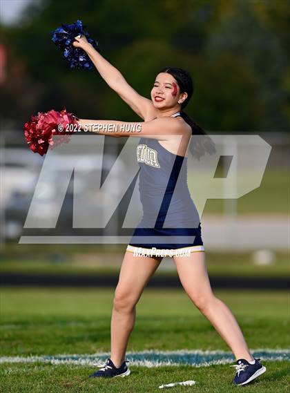 Thumbnail 1 in Neuqua Valley photogallery.