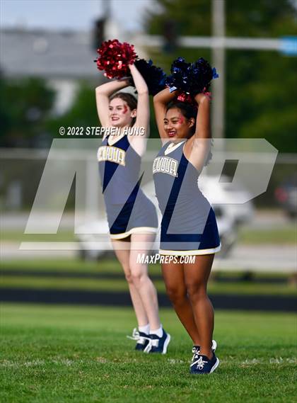Thumbnail 2 in Neuqua Valley photogallery.