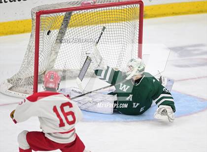 Thumbnail 1 in New Milford vs. Conard (CIAC DIII Semifinal) photogallery.