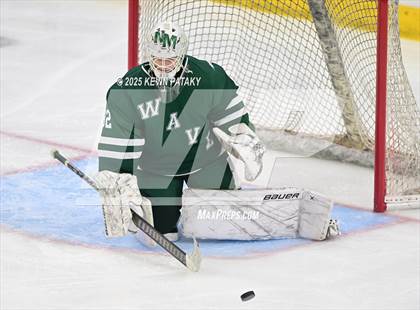 Thumbnail 2 in New Milford vs. Conard (CIAC DIII Semifinal) photogallery.