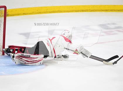 Thumbnail 3 in New Milford vs. Conard (CIAC DIII Semifinal) photogallery.