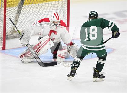 Thumbnail 3 in New Milford vs. Conard (CIAC DIII Semifinal) photogallery.