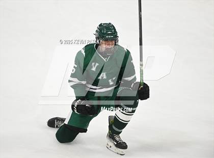 Thumbnail 2 in New Milford vs. Conard (CIAC DIII Semifinal) photogallery.