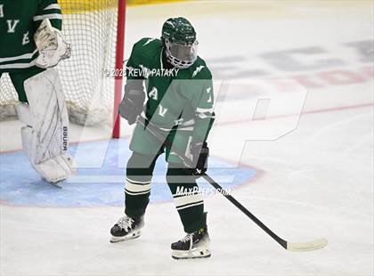 Thumbnail 2 in New Milford vs. Conard (CIAC DIII Semifinal) photogallery.
