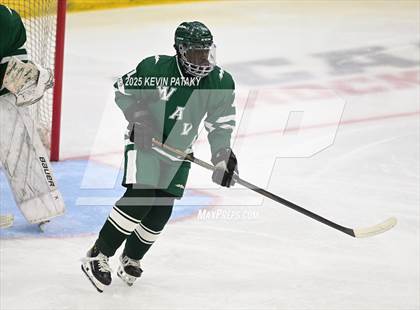 Thumbnail 1 in New Milford vs. Conard (CIAC DIII Semifinal) photogallery.