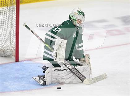Thumbnail 1 in New Milford vs. Conard (CIAC DIII Semifinal) photogallery.