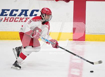 Thumbnail 1 in New Milford vs. Conard (CIAC DIII Semifinal) photogallery.