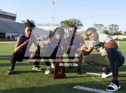 Thumbnail 3 in FHSAA District 3-2A (Awards) photogallery.