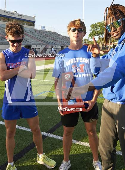 Thumbnail 2 in FHSAA District 3-2A (Awards) photogallery.