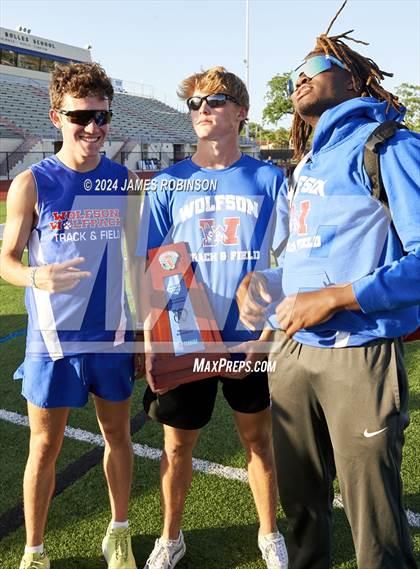 Thumbnail 3 in FHSAA District 3-2A (Awards) photogallery.