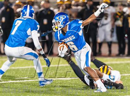 Thumbnail 2 in Del Oro vs. Serra (CIF NorCal Regional D1 Final) photogallery.