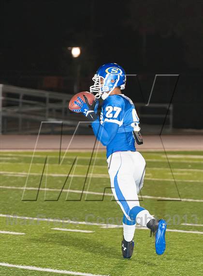 Thumbnail 1 in Del Oro vs. Serra (CIF NorCal Regional D1 Final) photogallery.