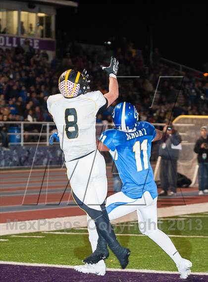 Thumbnail 2 in Del Oro vs. Serra (CIF NorCal Regional D1 Final) photogallery.