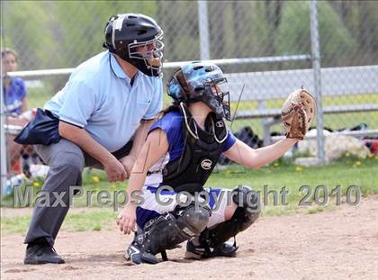 Thumbnail 3 in Fairport vs. Frontier (13th Depew Tournament) photogallery.