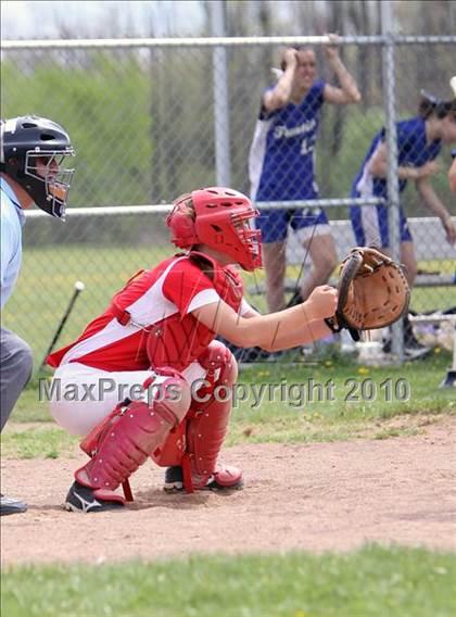 Thumbnail 3 in Fairport vs. Frontier (13th Depew Tournament) photogallery.