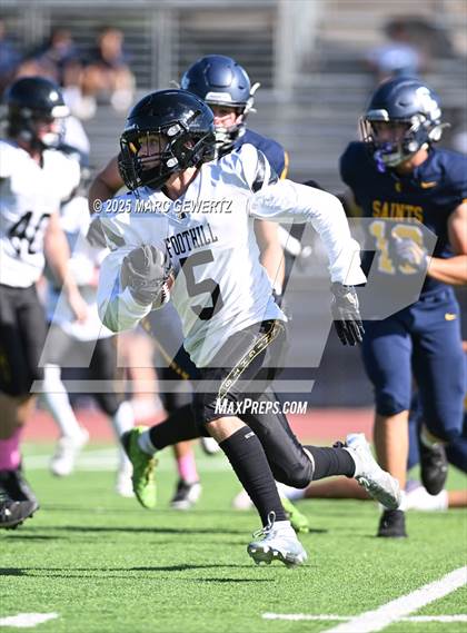 Thumbnail 3 in JV: Foothill @ Crean Lutheran photogallery.